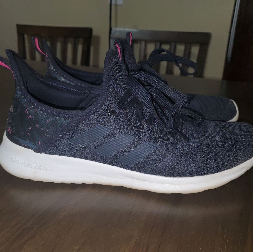 Adidas Cloudfoam